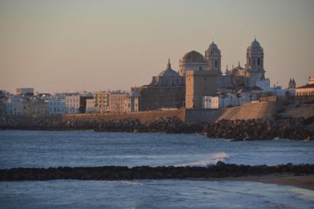 cadiz-gc7c50df8a_1920.jpg