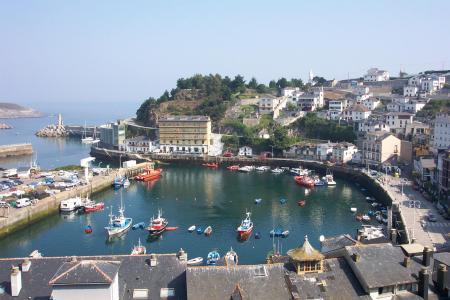 Puerto de Luarca.jpg