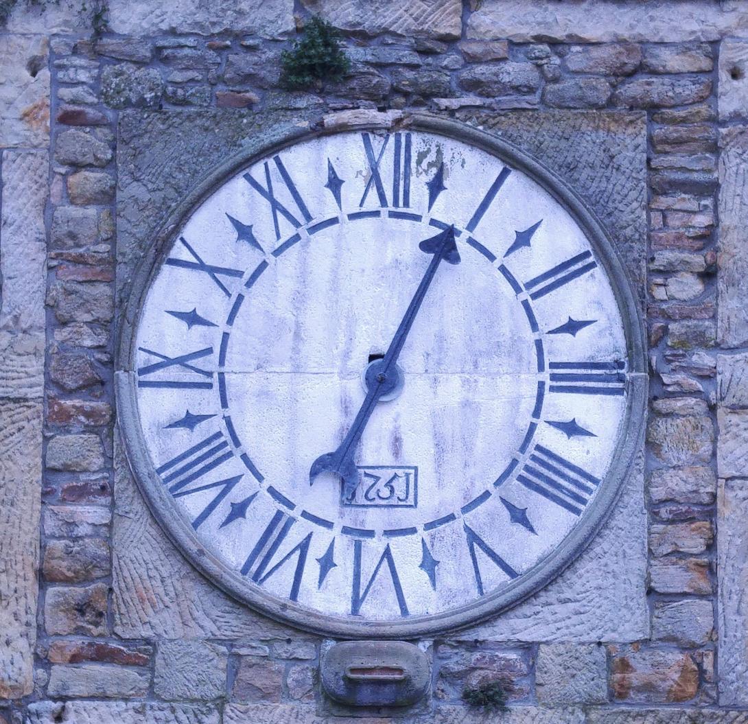 clock-g8c3bf16a7_1920.jpg