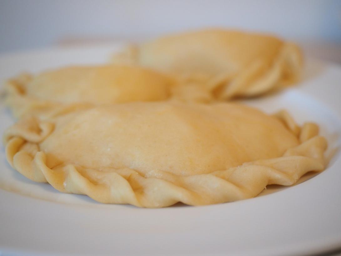 empanadas-592307_1920.jpg