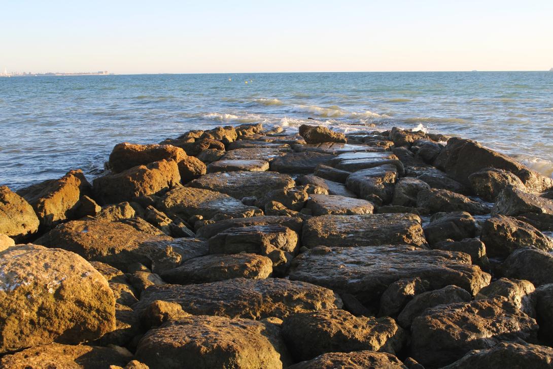 playa-de-fuentebravia-4671703_1920.jpg