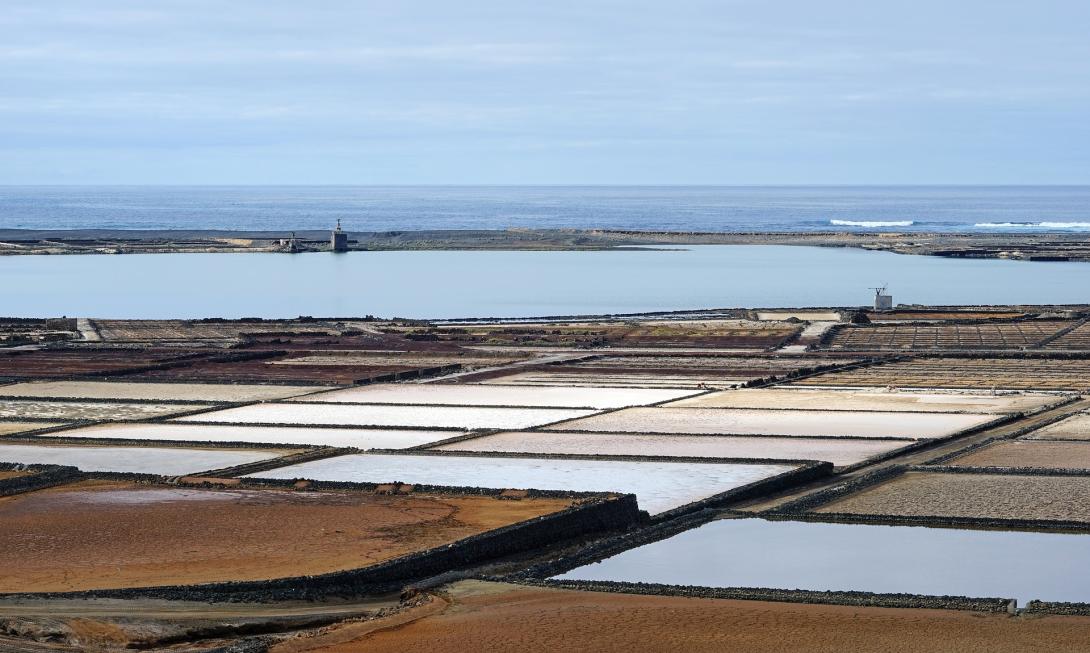 salt-pans-1146612_1920.jpg